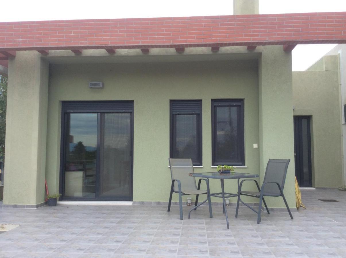 Green Guesthouse Komotini Exterior photo